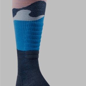 Stylish Wave Design Men's Athletic Socks - Blue and Black